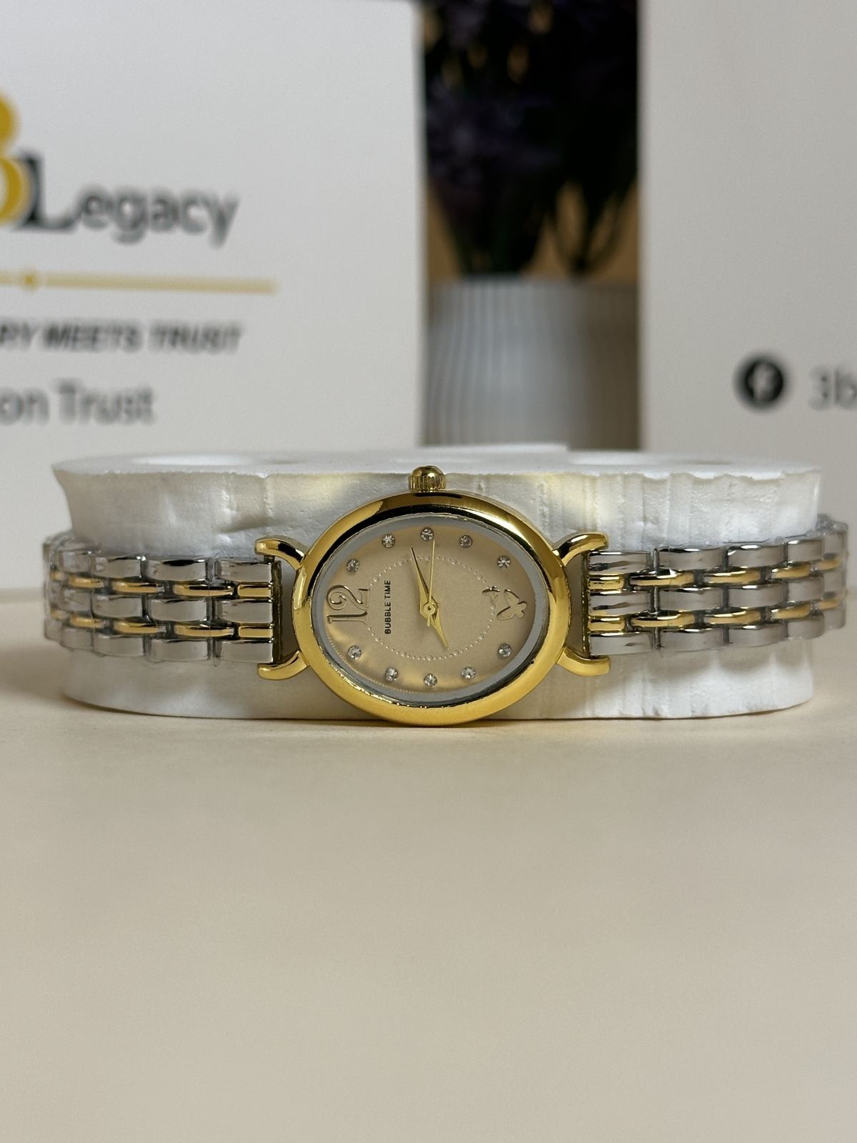 Bubble Time Ladies Watch in Golden — 3bLegacy Watches, view 2
