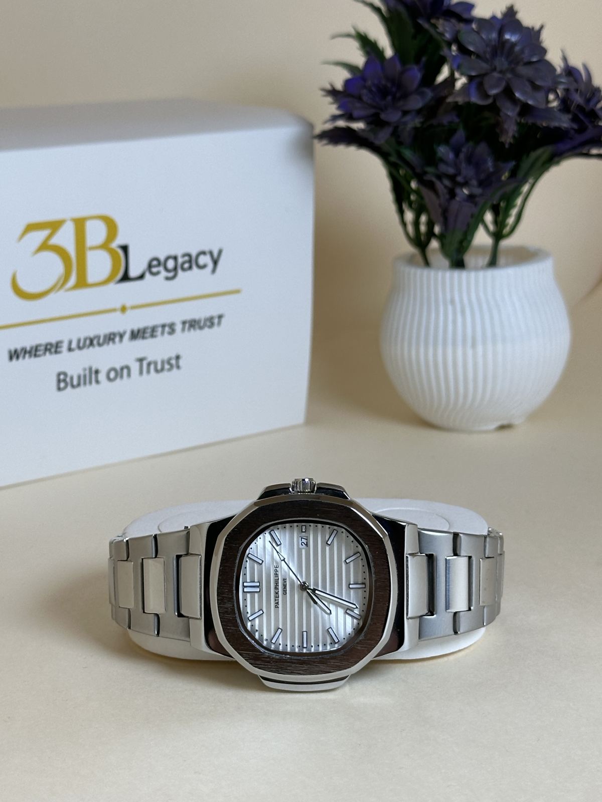 Patek Philip in White & Silver — 3bLegacy Watches, view 3