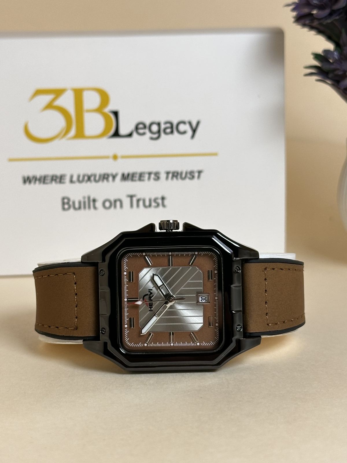 Heryi Square Dial in Brown — 3bLegacy Watches, view 4