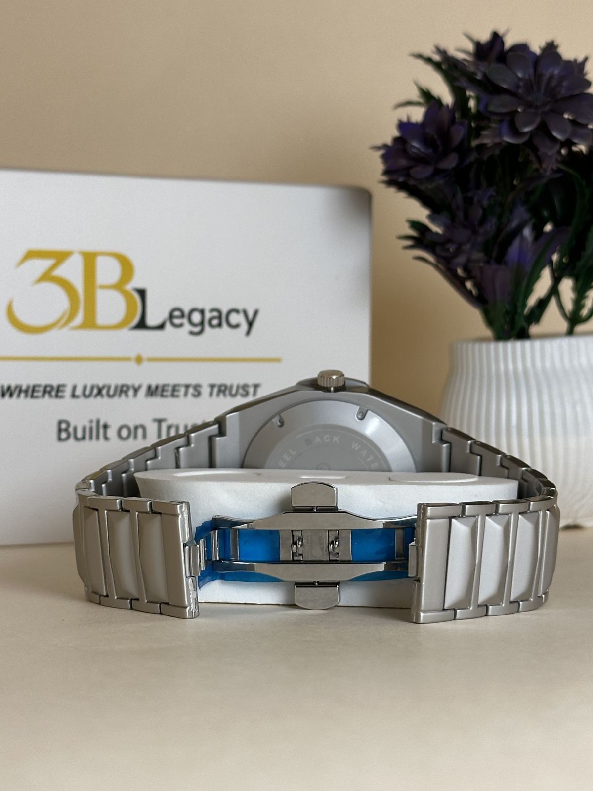 Hublot Diamond Cut Heavy Watch in Black Dial || Black Chain — 3bLegacy Watches, view 4